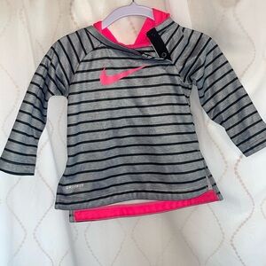 Nike toddler pull over 12 mon.